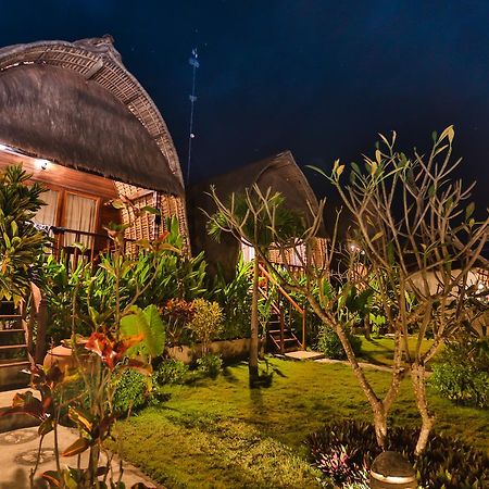 Sunset Coin Lembongan Hotel Exterior photo