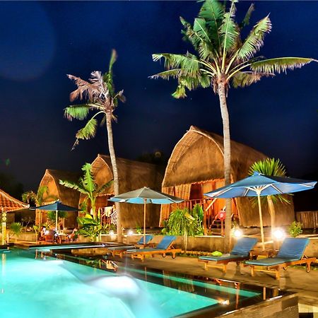 Sunset Coin Lembongan Hotel Exterior photo