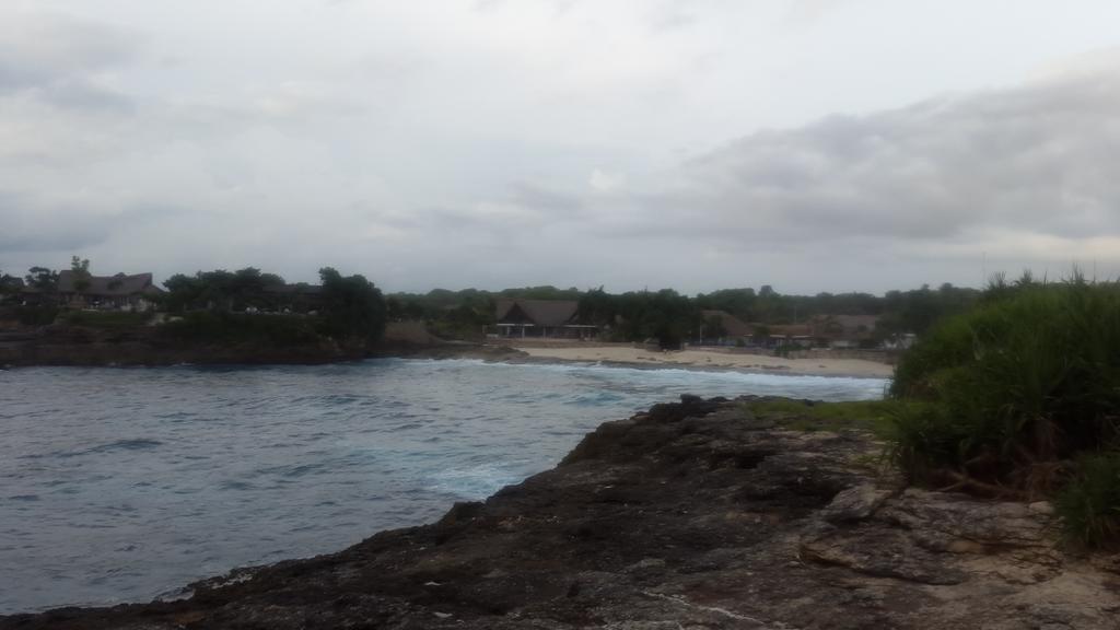 Sunset Coin Lembongan Hotel Exterior photo