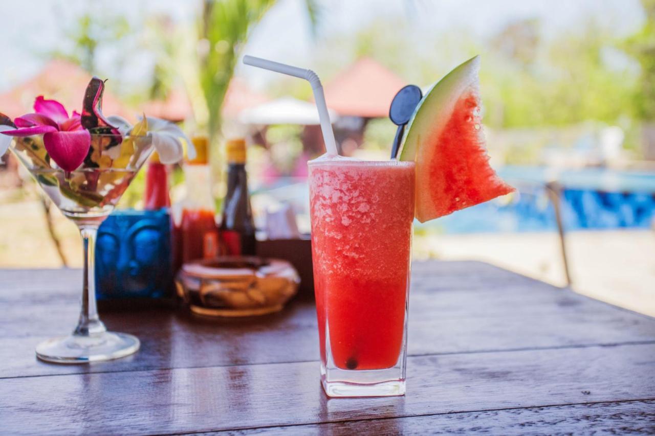 Sunset Coin Lembongan Hotel Exterior photo