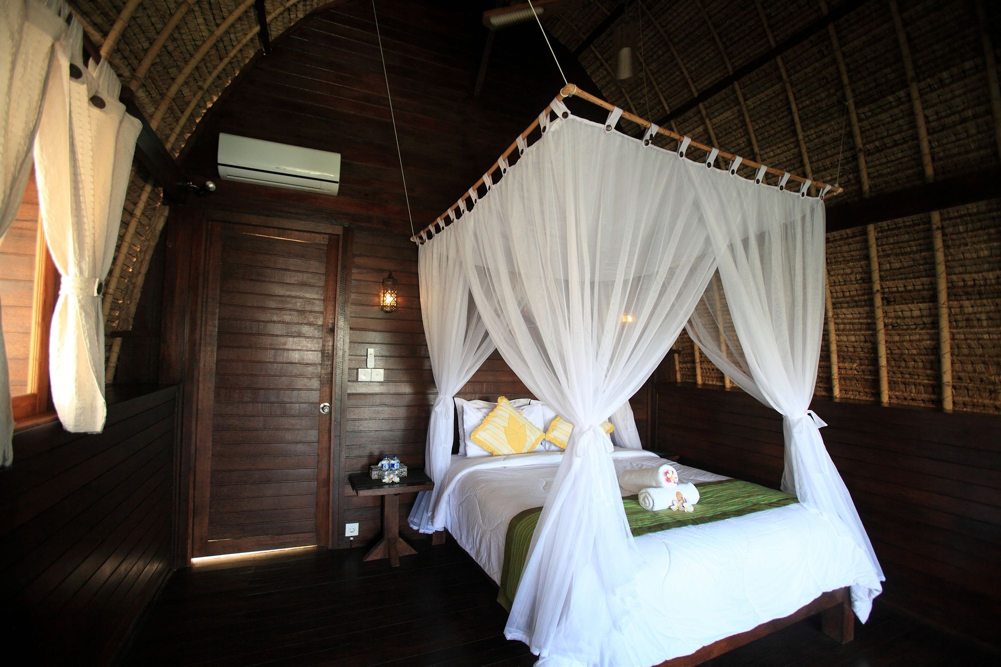 Sunset Coin Lembongan Hotel Exterior photo