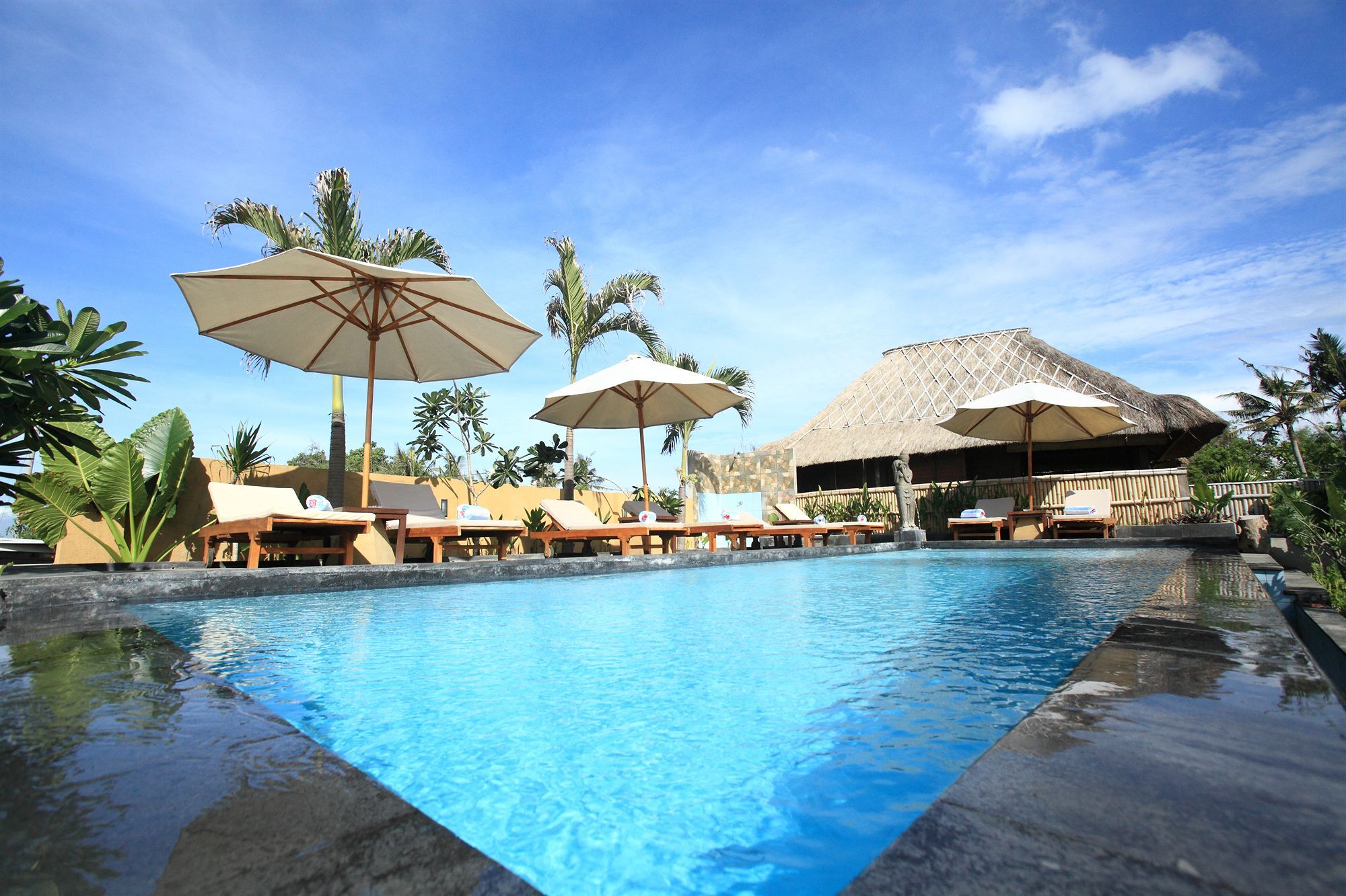 Sunset Coin Lembongan Hotel Exterior photo