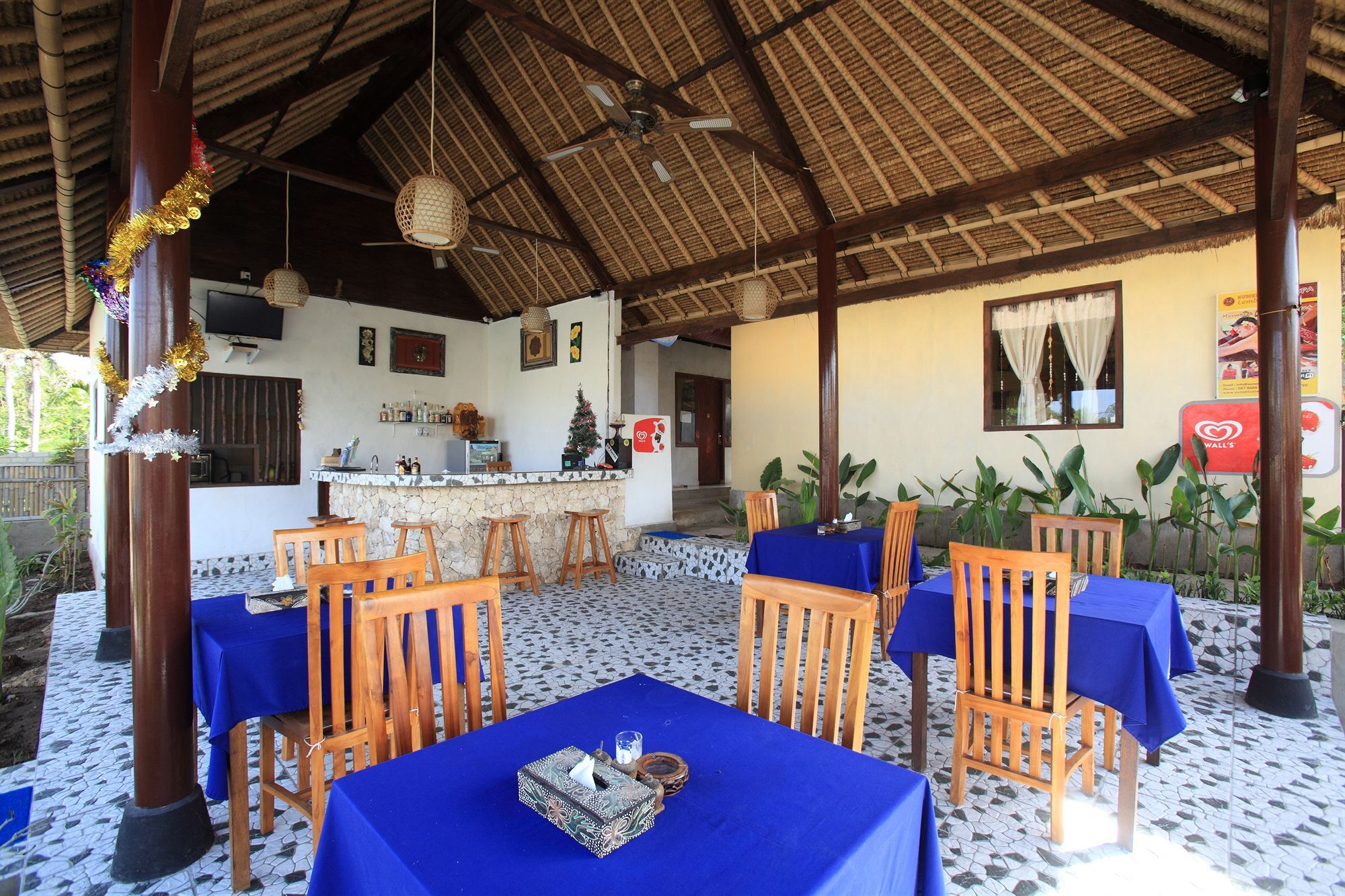 Sunset Coin Lembongan Hotel Exterior photo