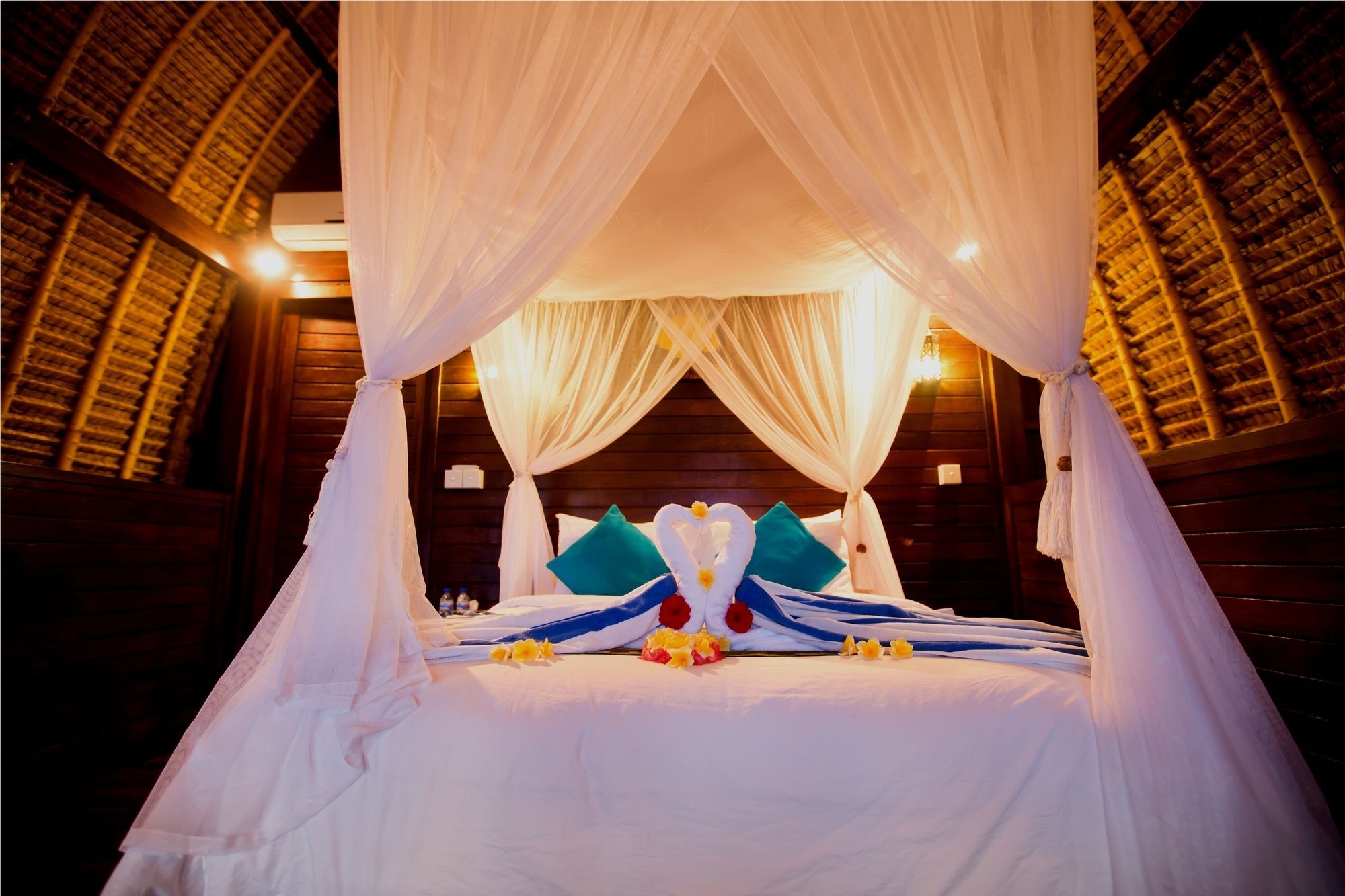 Sunset Coin Lembongan Hotel Exterior photo
