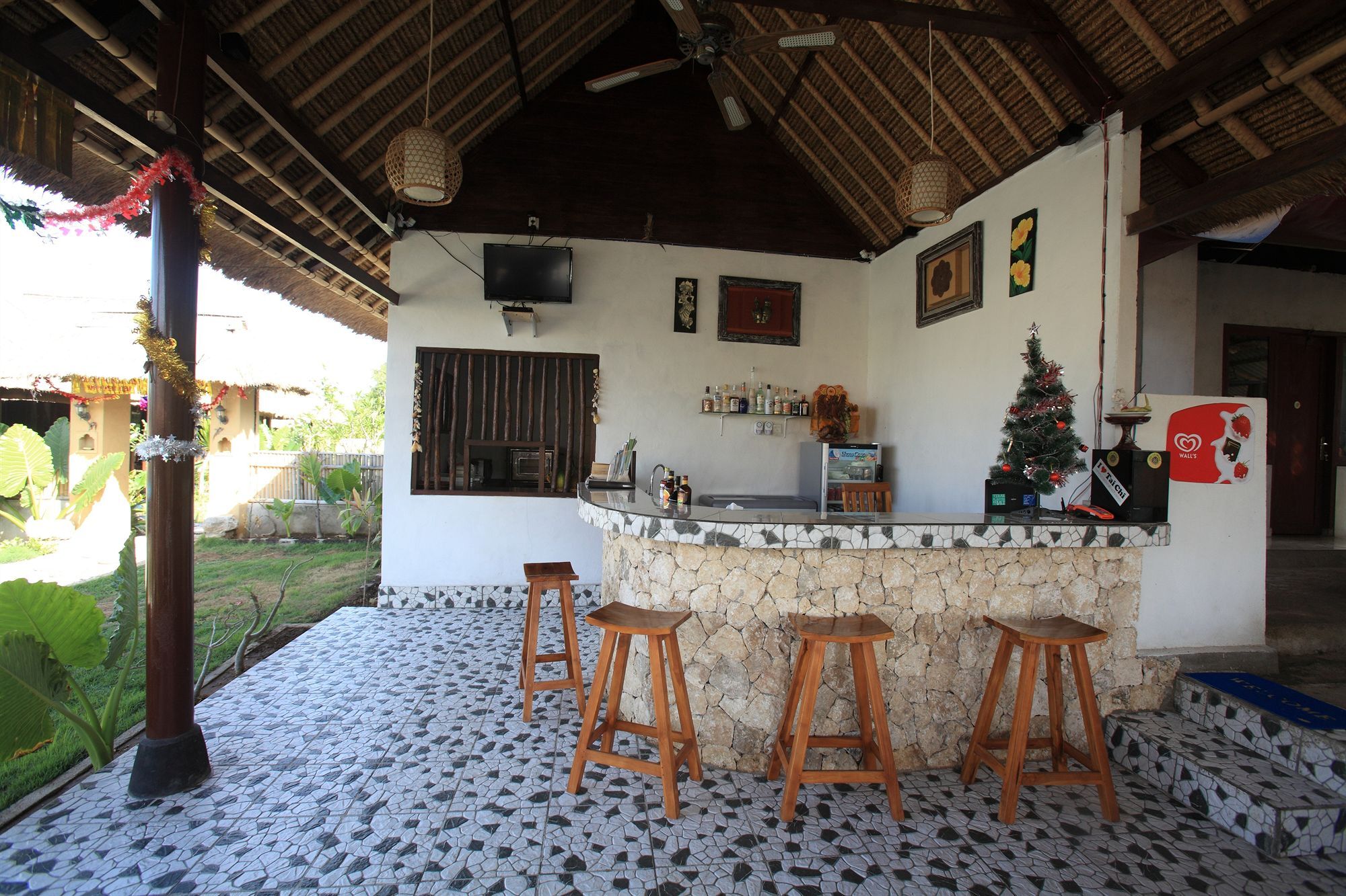Sunset Coin Lembongan Hotel Exterior photo