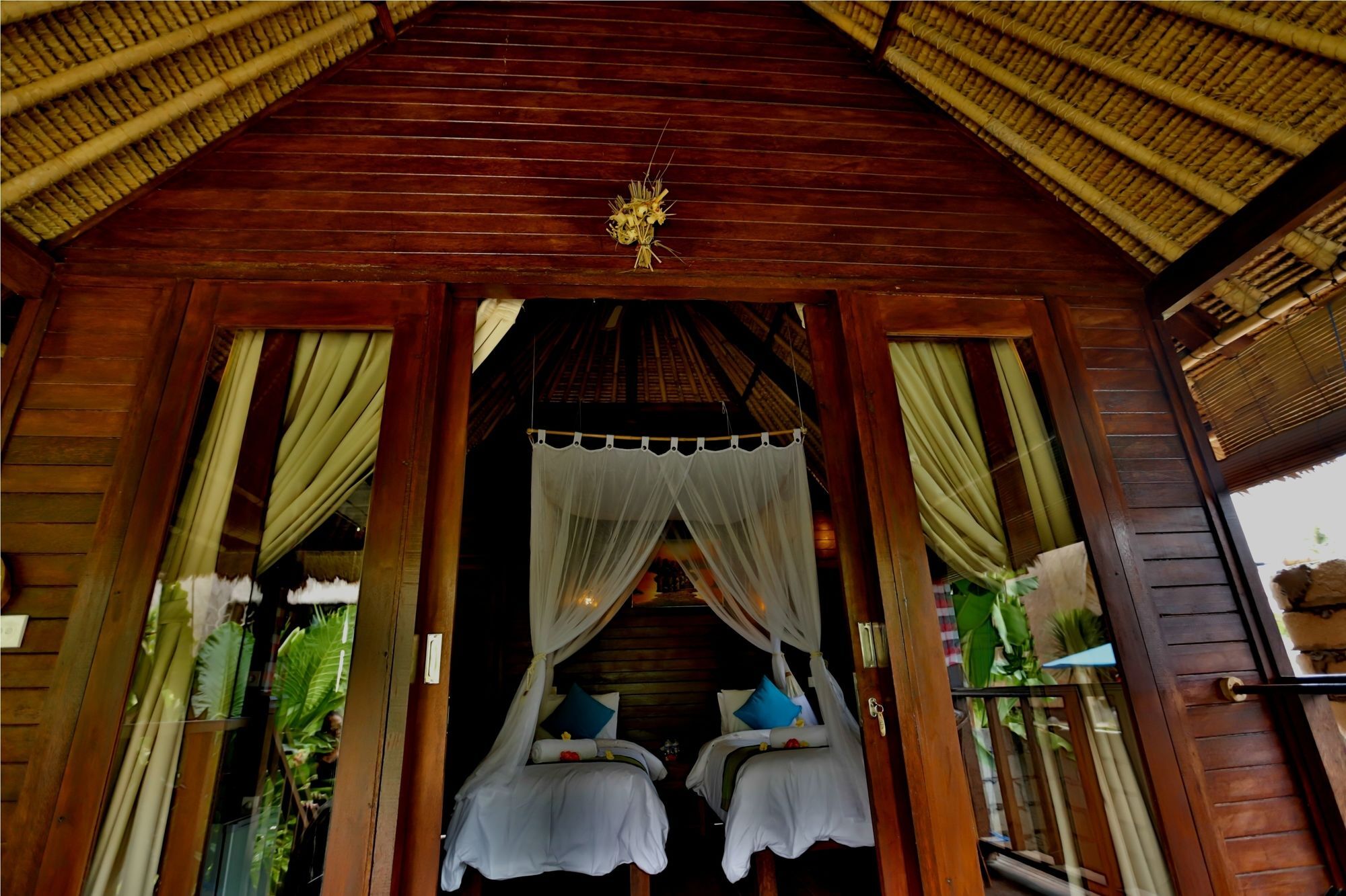 Sunset Coin Lembongan Hotel Exterior photo